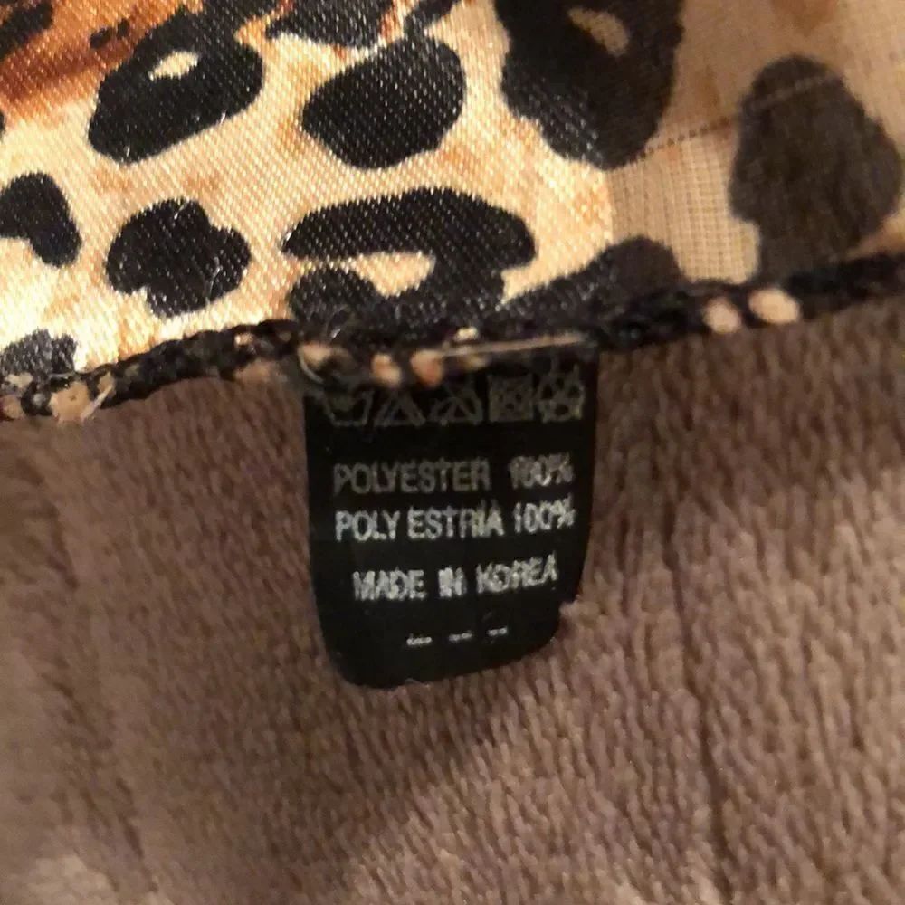 StripedâPolyester LeopardâPrintâScarf - Picture 10 of 11